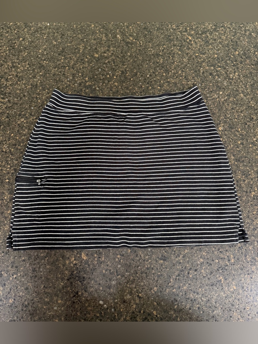 Jones New York Black White Pinstripe Cotton Stretch Women's Skort Shirt Short